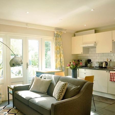 Immaculate Quiet Coach House In Garden Birmingham Villa Buitenkant foto